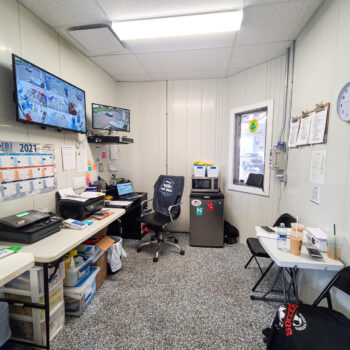 devos car wash employee room