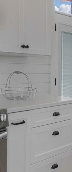 kitchen-bathroom-entertainment-room